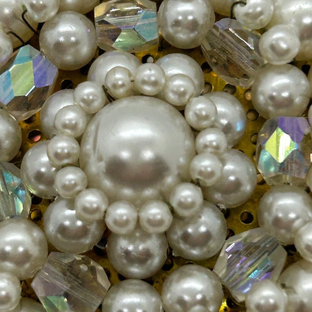Vintage Faux Pearl Brooch Aurora Borealis Crystals Wreath Cluster 1950s Japan - Picture 9 of 13